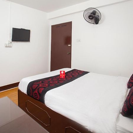 Oyo 175 Hotel Felicity Catmandu Exterior foto