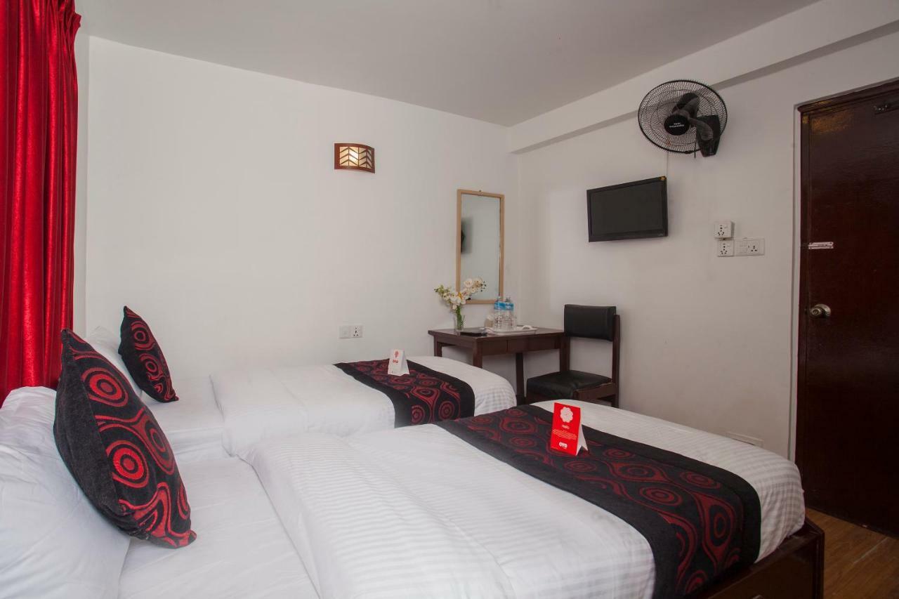 Oyo 175 Hotel Felicity Catmandu Exterior foto