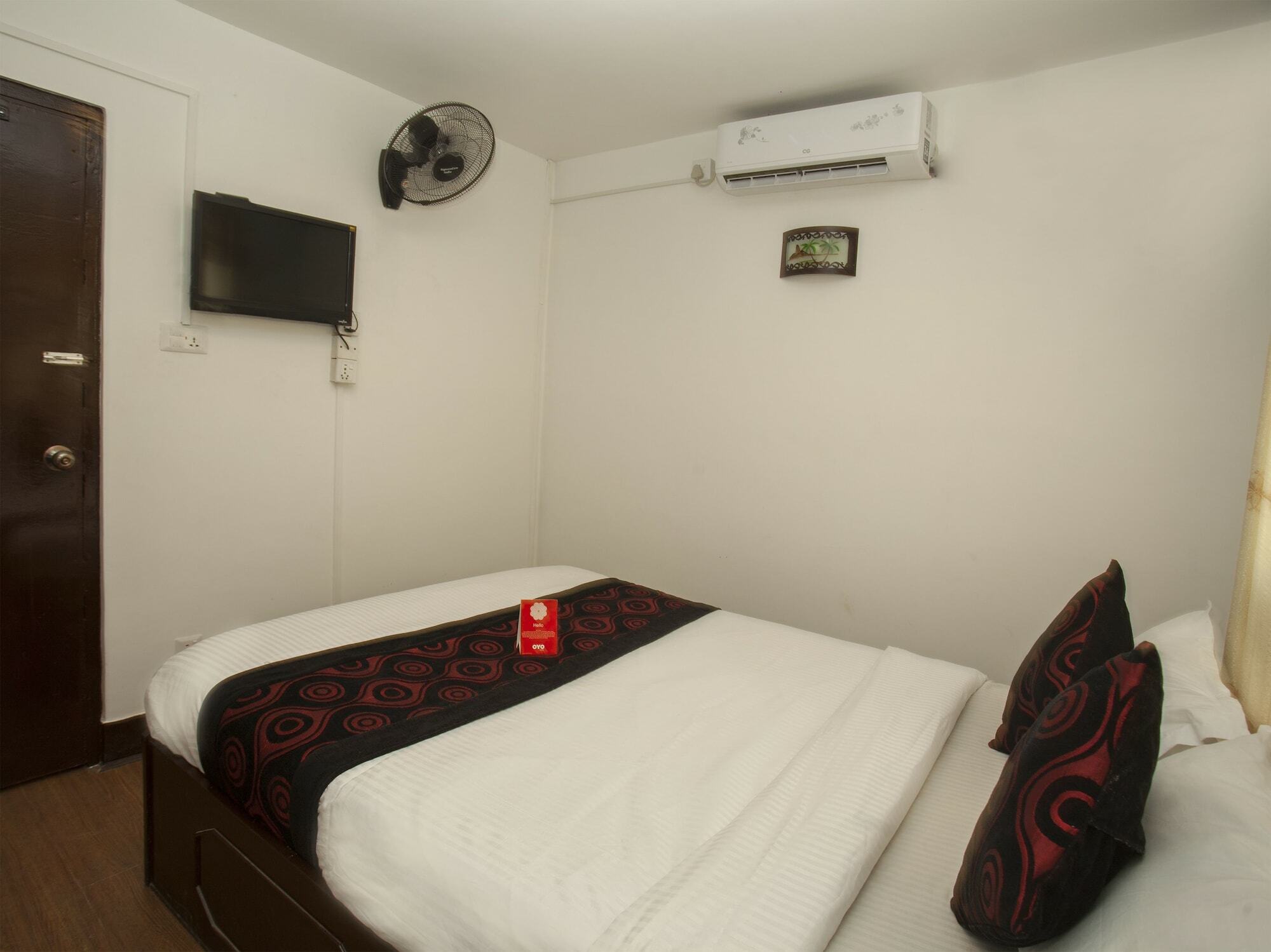 Oyo 175 Hotel Felicity Catmandu Exterior foto